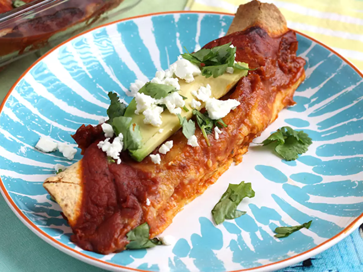Csirke Enchiladas chili mártással - fotó 2
