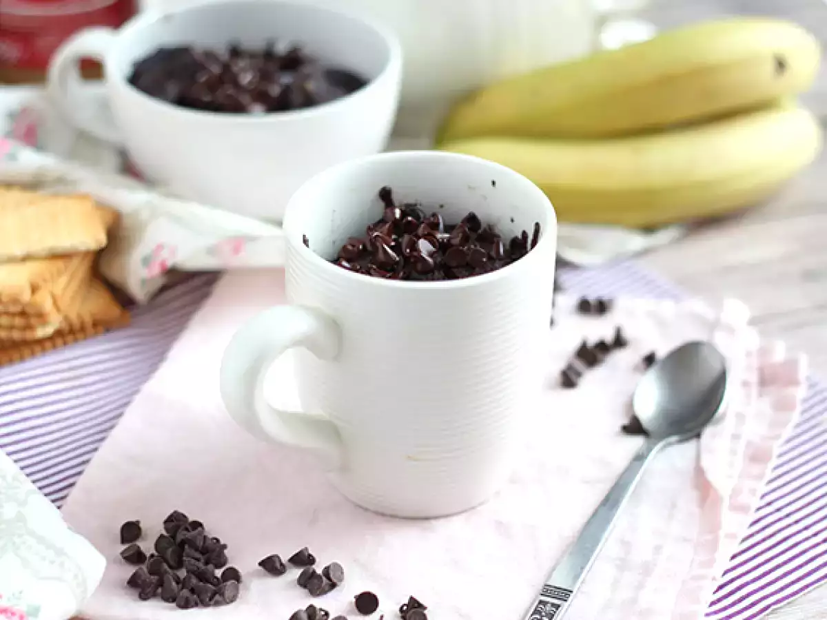 Csokoládé és mogyoróvajas bögretorta a mikrohullámú sütőben 1 perc alatt. - fotó 4