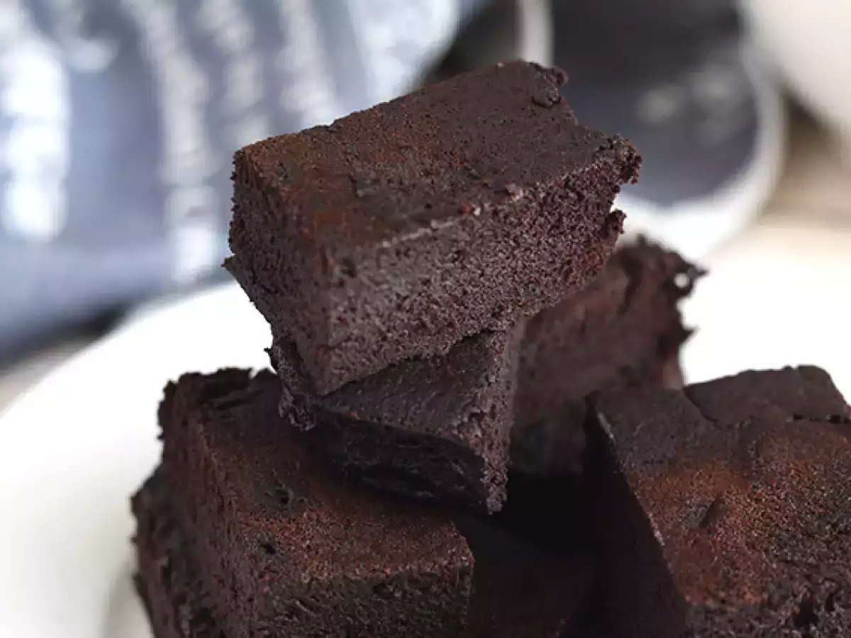 Csokoládé torta tojás nélkül, sütés nélkül, laktóz nélkül, sütő nélkül - fotó 4