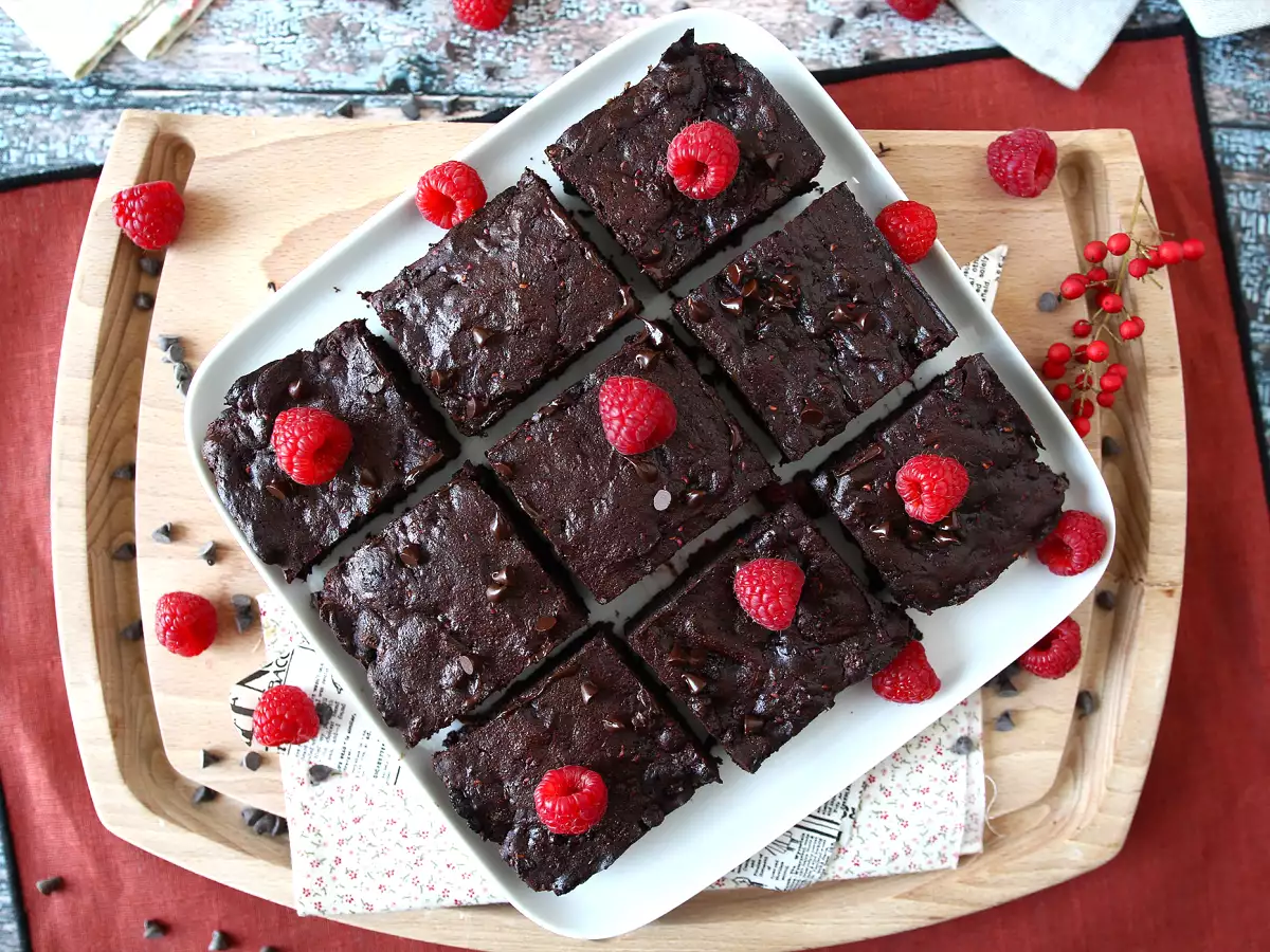 Csokoládés málnás brownie, tiszta élvezet! - fotó 2