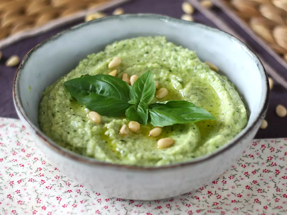 Cukkini pesto, a gyors és ízletes, főzés nélküli recept - fotó 4
