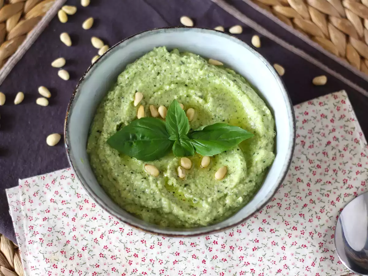 Cukkini pesto, a gyors és ízletes, főzés nélküli recept - fotó 6