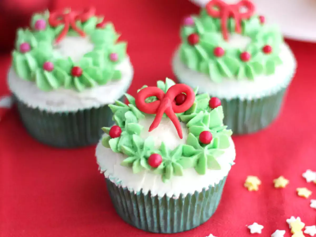 Cupcakes díszített karácsonyi - fotó 3