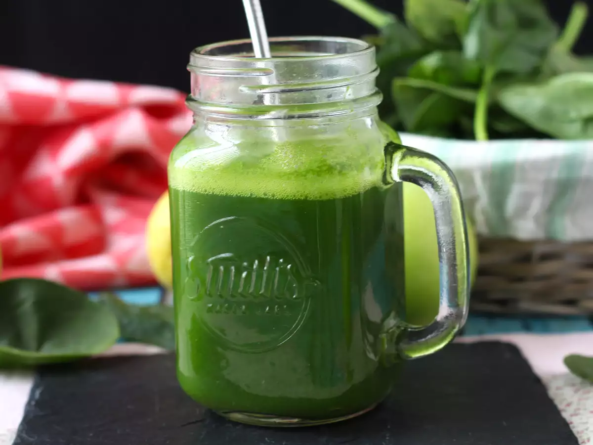 Detox zöld gyümölcslé páraelszívó nélkül, a maximális vitaminokért! - fotó 2