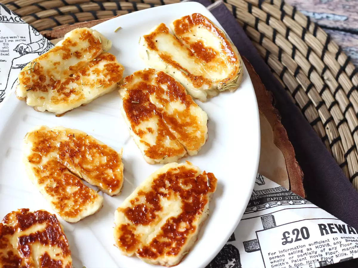 Édes-savanyú palacsintában sült halloumi mézzel és rozmaringgal - fotó 4