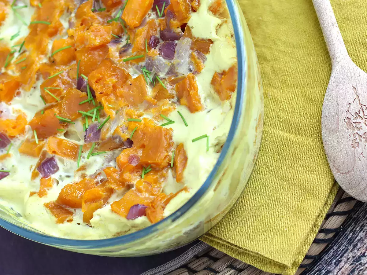 Édesburgonya gratin kókusztejjel és curryvel ízesítve - fotó 5