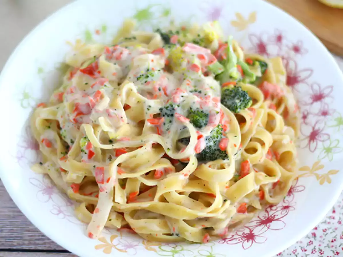 Egy lábas tészta - Tagliatelle lazaccal és brokkolival - fotó 2
