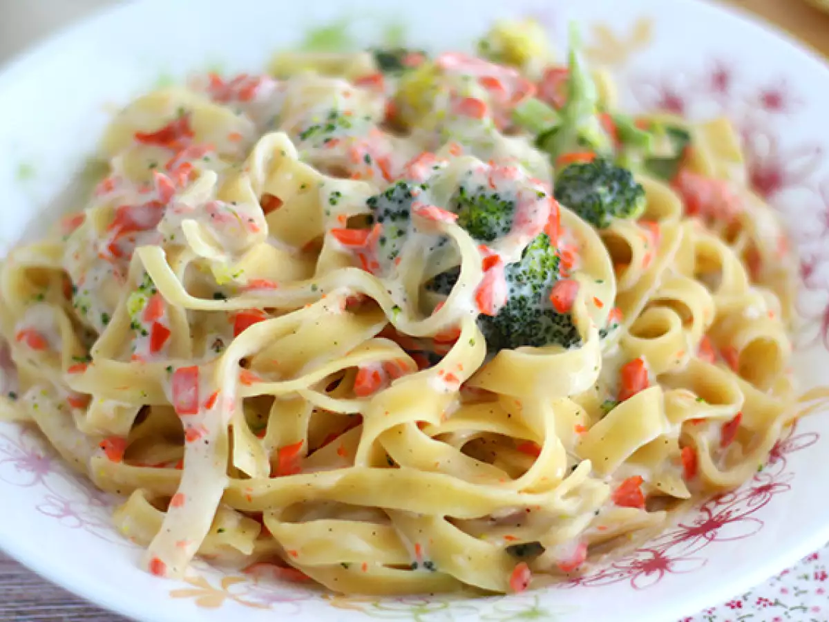 Egy lábas tészta - Tagliatelle lazaccal és brokkolival - fotó 4