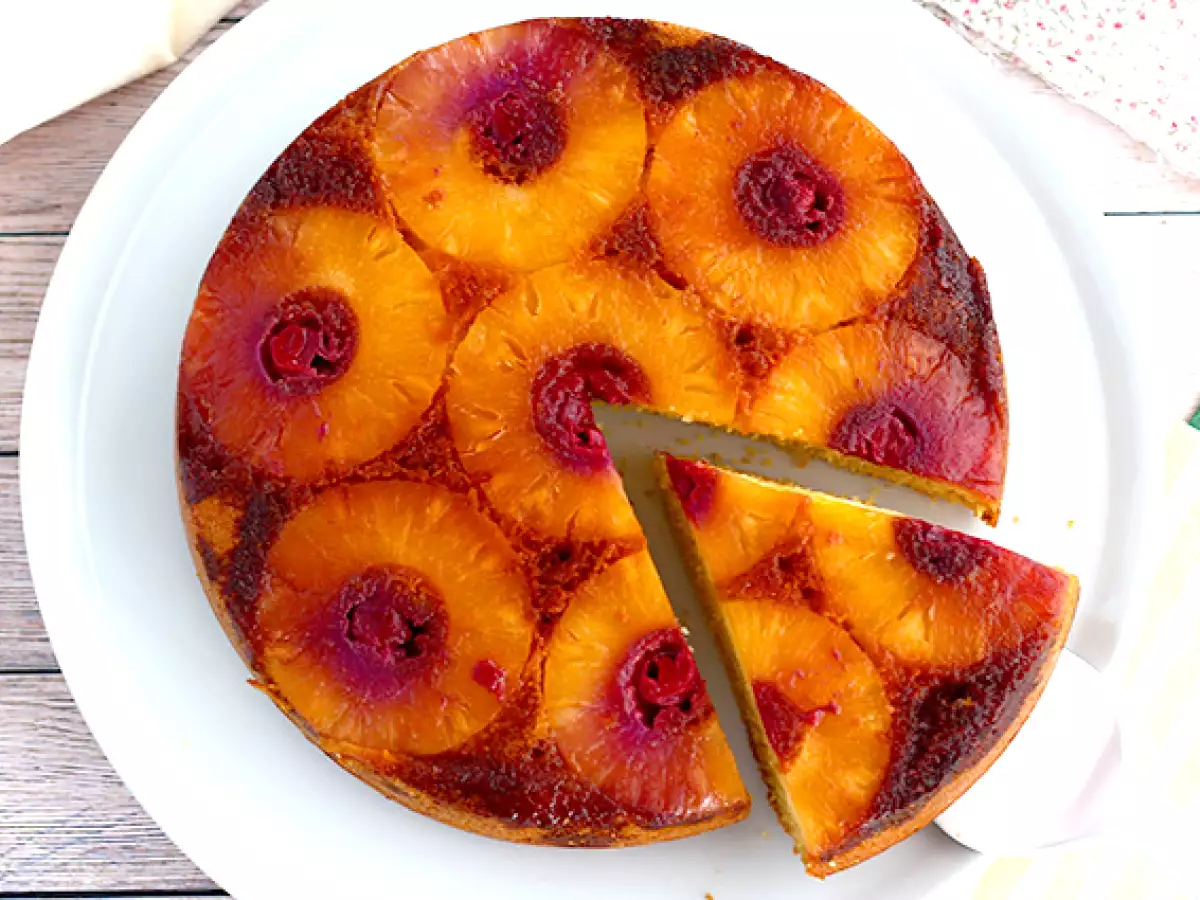 Egyszerű ananászos fejjel lefelé torta - fotó 2