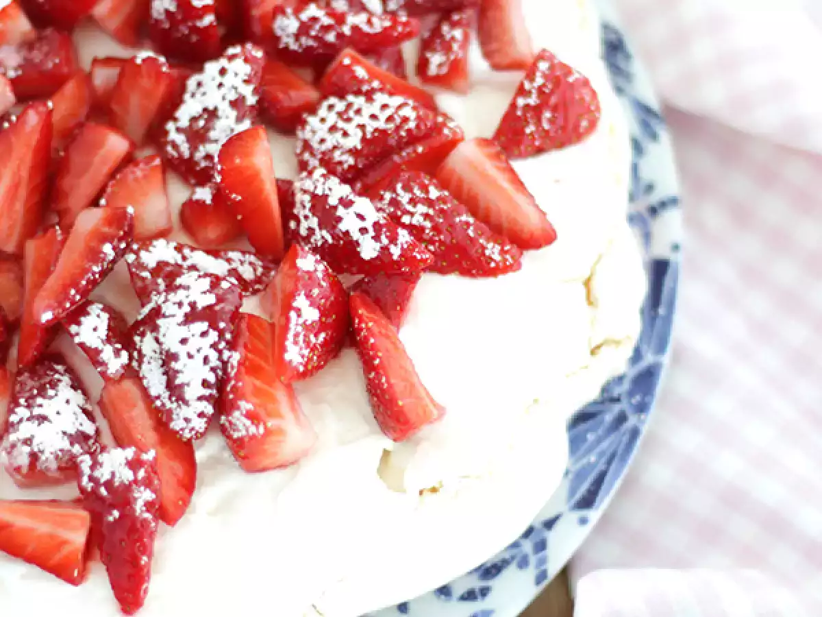 Egyszerű eper pavlova - fotó 2