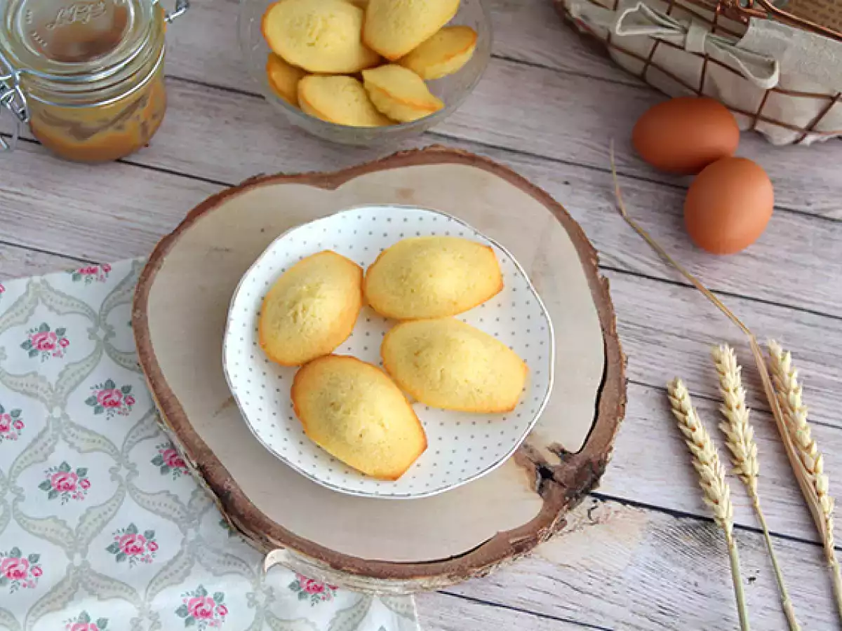 Egyszerű recept a sima, bolyhos madeleine-hez - fotó 5