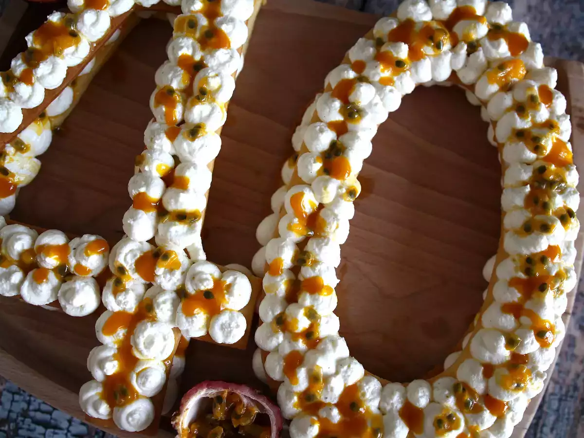Egzotikus szám torta mangóval és maracujával - fotó 2