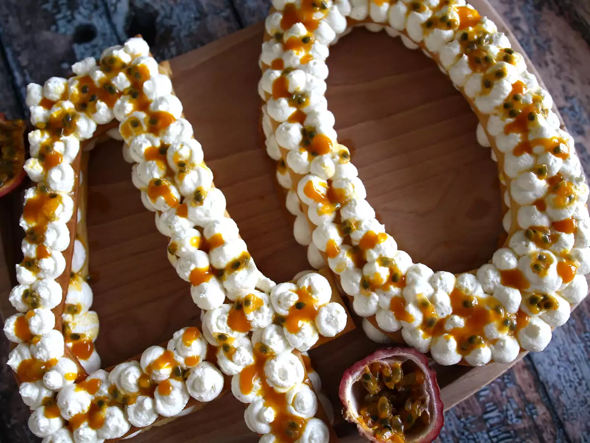 Egzotikus szám torta mangóval és maracujával - fotó 3
