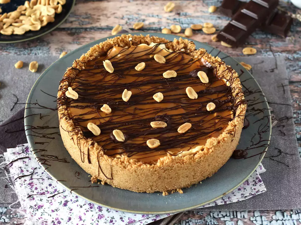Extra-finom Snickers-stílusú sajttorta - fotó 5