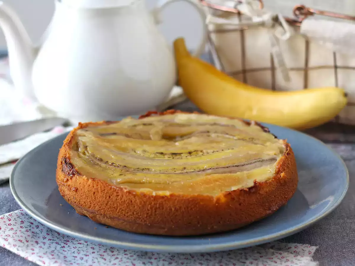 Extra fondantos fejjel lefelé fordított banántorta - fotó 4