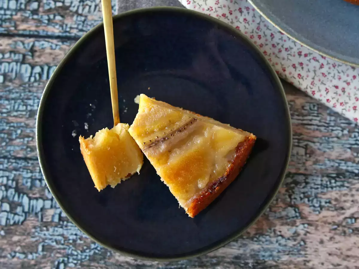 Extra fondantos fejjel lefelé fordított banántorta - fotó 7