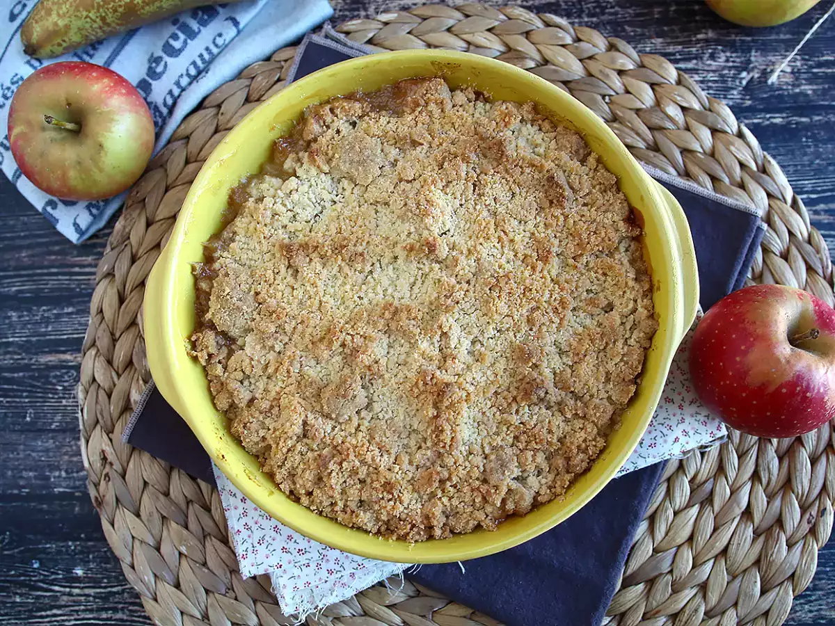 Extra ropogós és olvadó alma-birs morzsa - fotó 2
