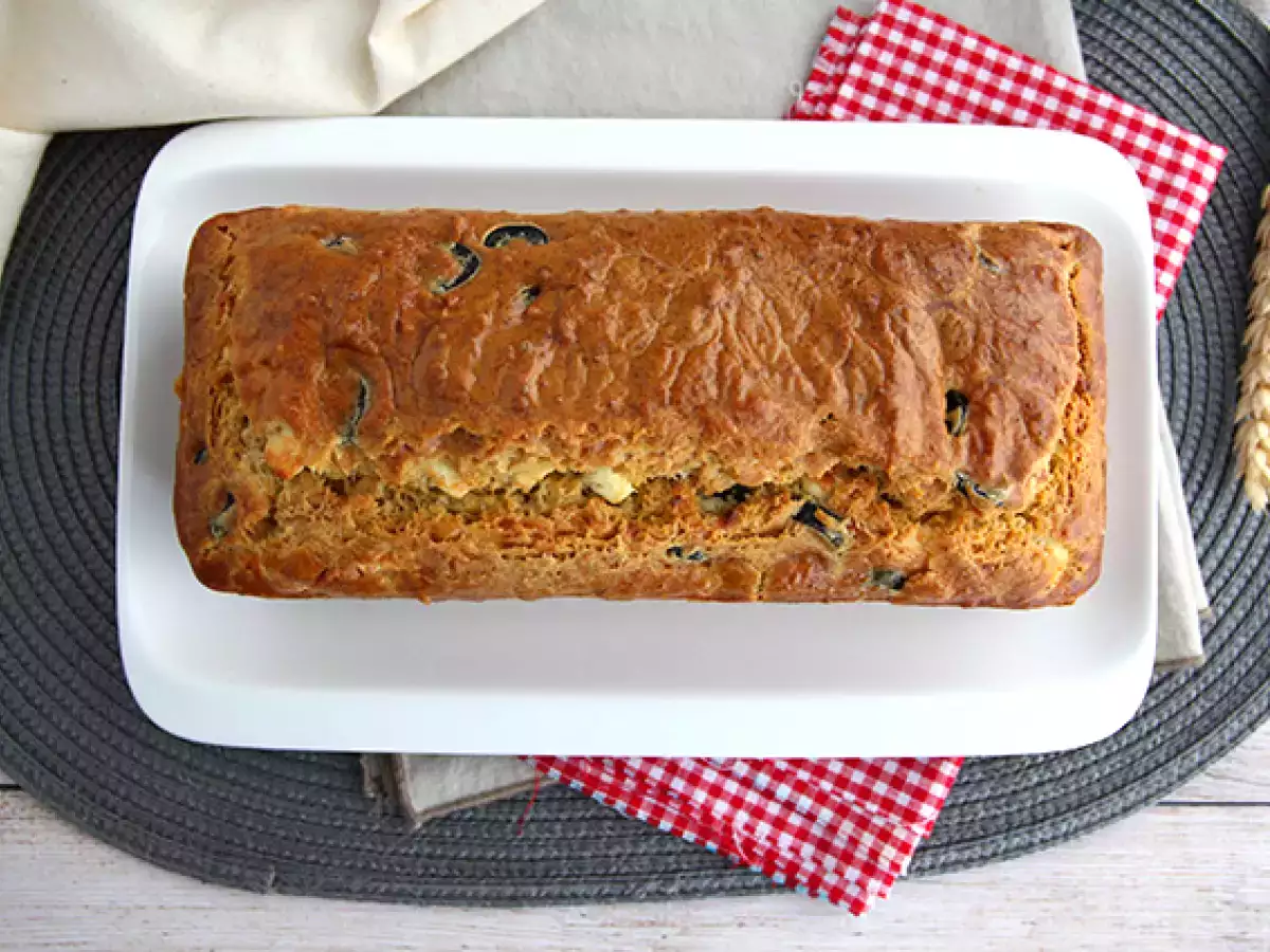Fekete olajbogyó és feta torta - fotó 4
