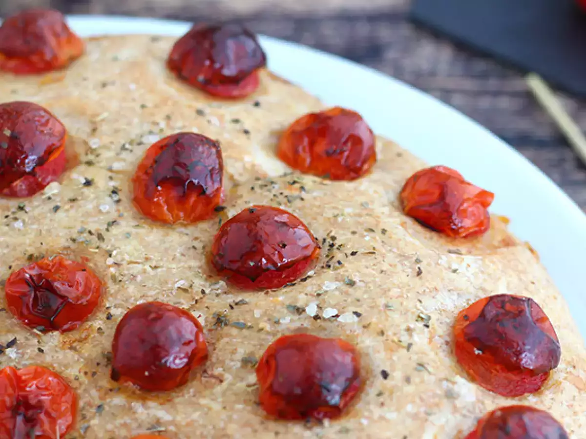 Focaccia cseresznyeparadicsommal - fotó 3