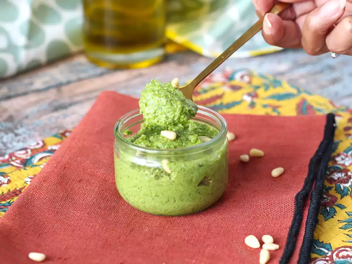 Friss és krémes rukkola pesto 5 perc alatt - fotó 3