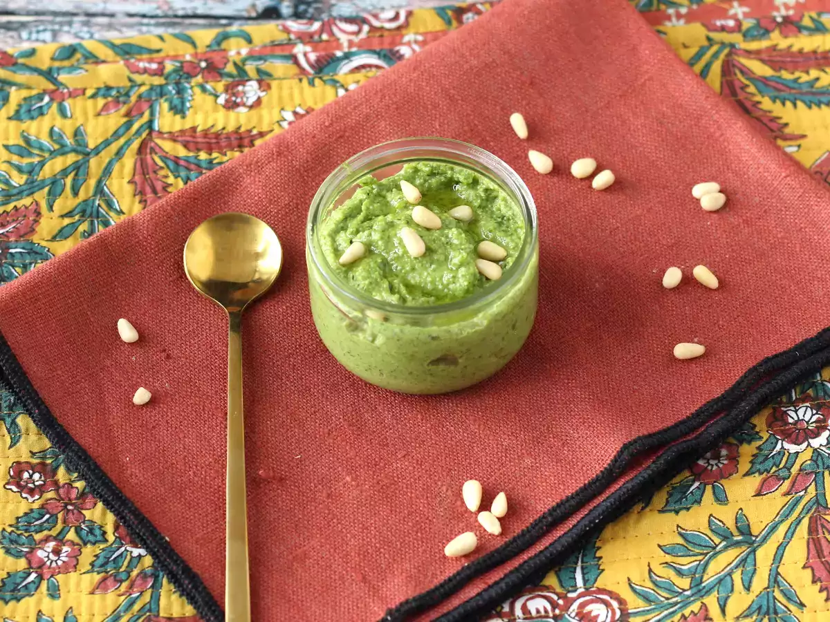 Friss és krémes rukkola pesto 5 perc alatt - fotó 4
