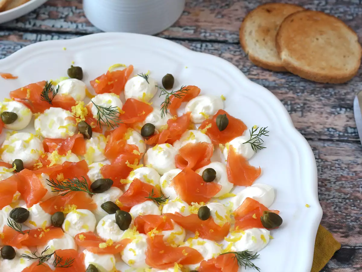 Füstölt lazac aperitif kenhető - fotó 3