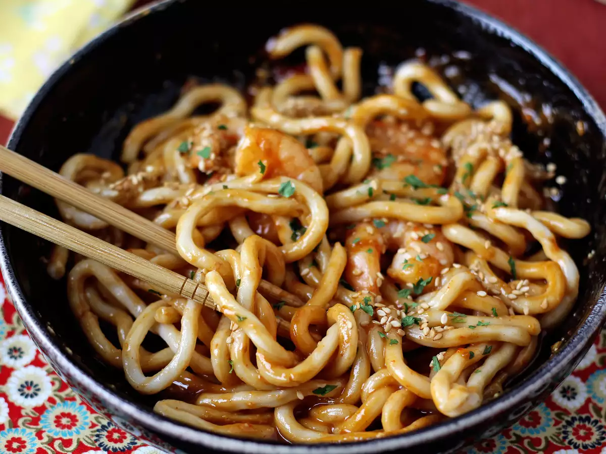 Garnélarákos udon tészta fűszeres mogyorószósszal - fotó 7