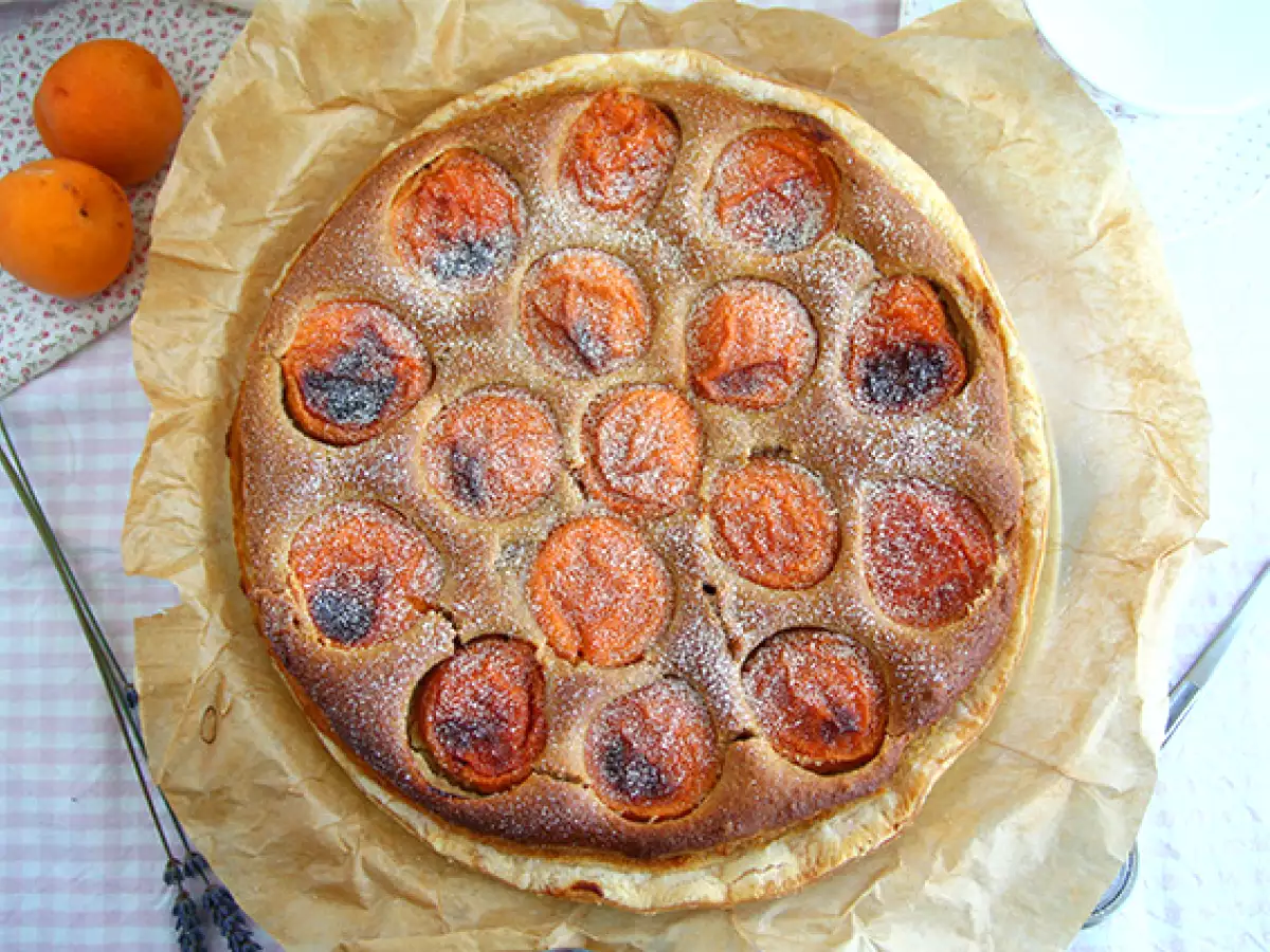 Gluténmentes sárgabarackos torta