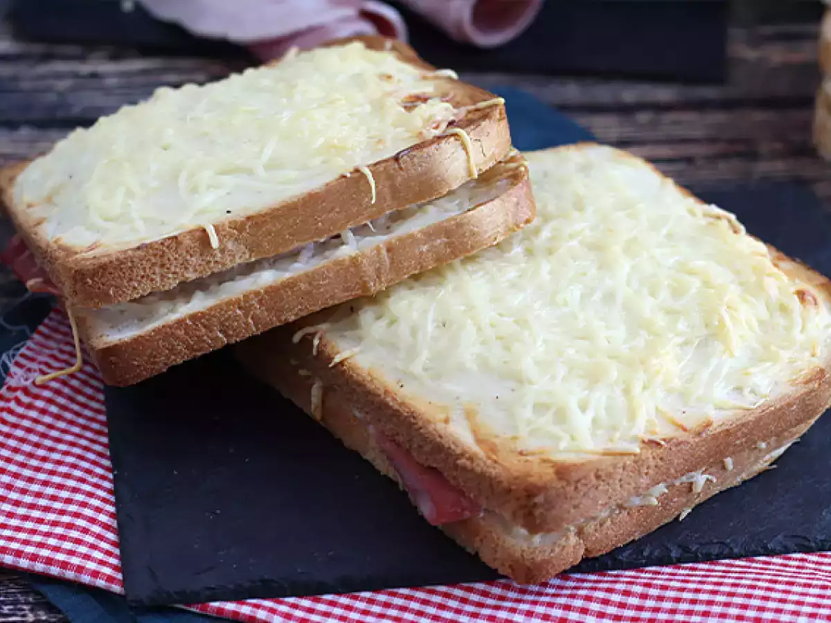 Gourmet croque-monsieur béchamel mártással - fotó 2