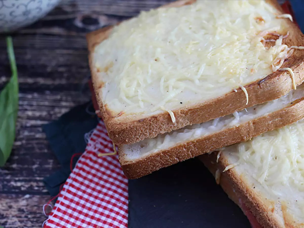 Gourmet croque-monsieur béchamel mártással - fotó 5