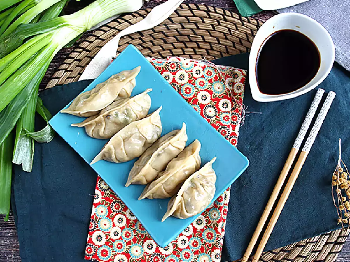 Gyozas csirkével, sárgarépával és gombával - fotó 6