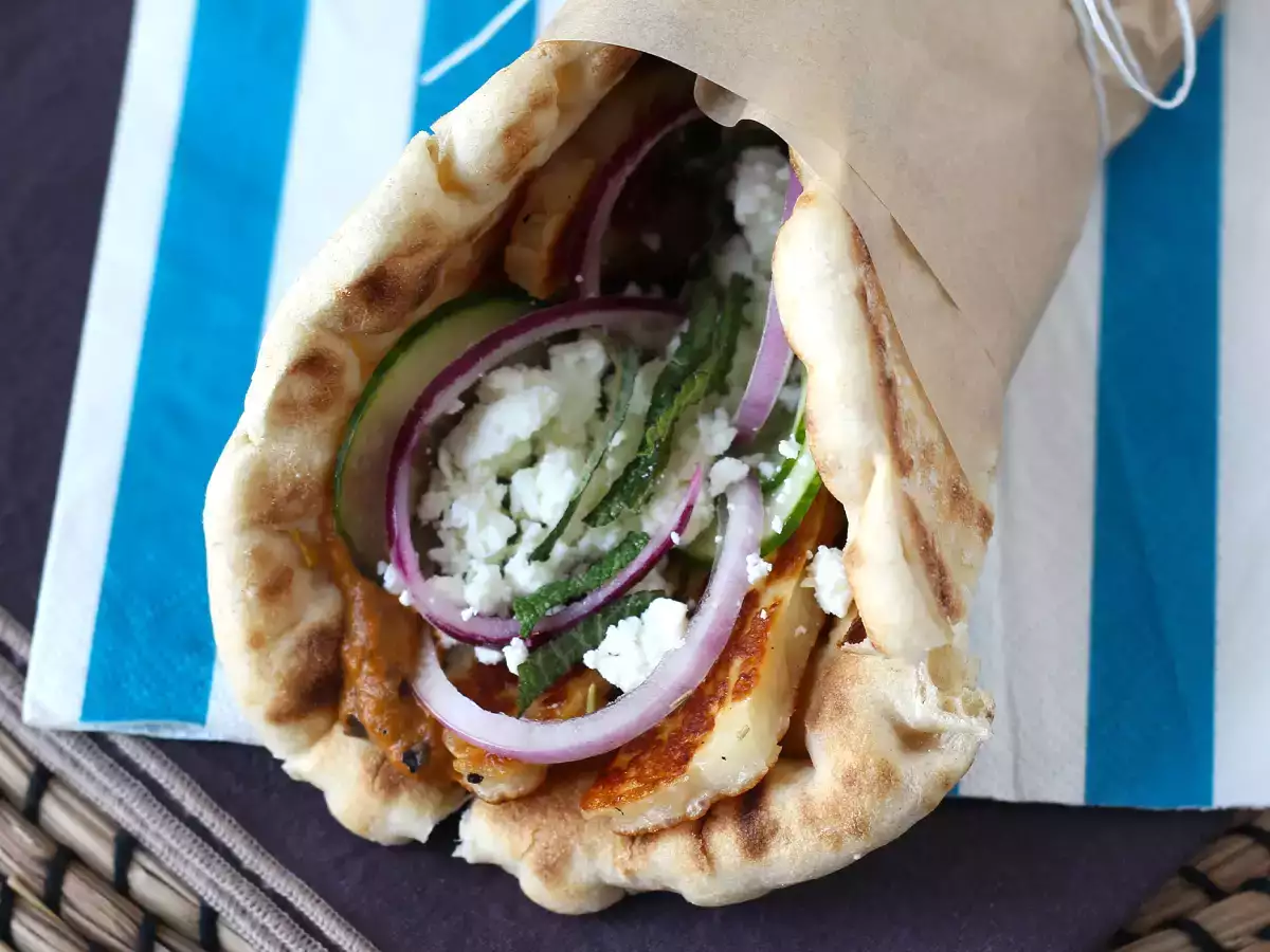 Gyros halloumival, a görög szendvics vegetáriánus változata! - fotó 3