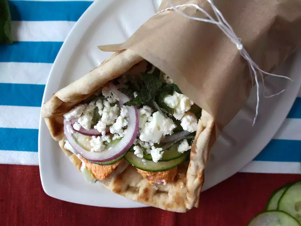 Gyros lazaccal, a tökéletes görög halas szendvics nyárra! - fotó 4