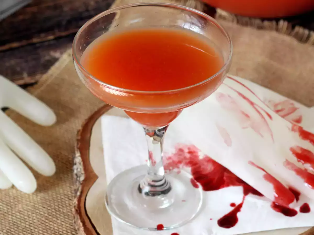 Halloween koktél kézzel formázott jégkockával - egyszerű bemutató! - fotó 2
