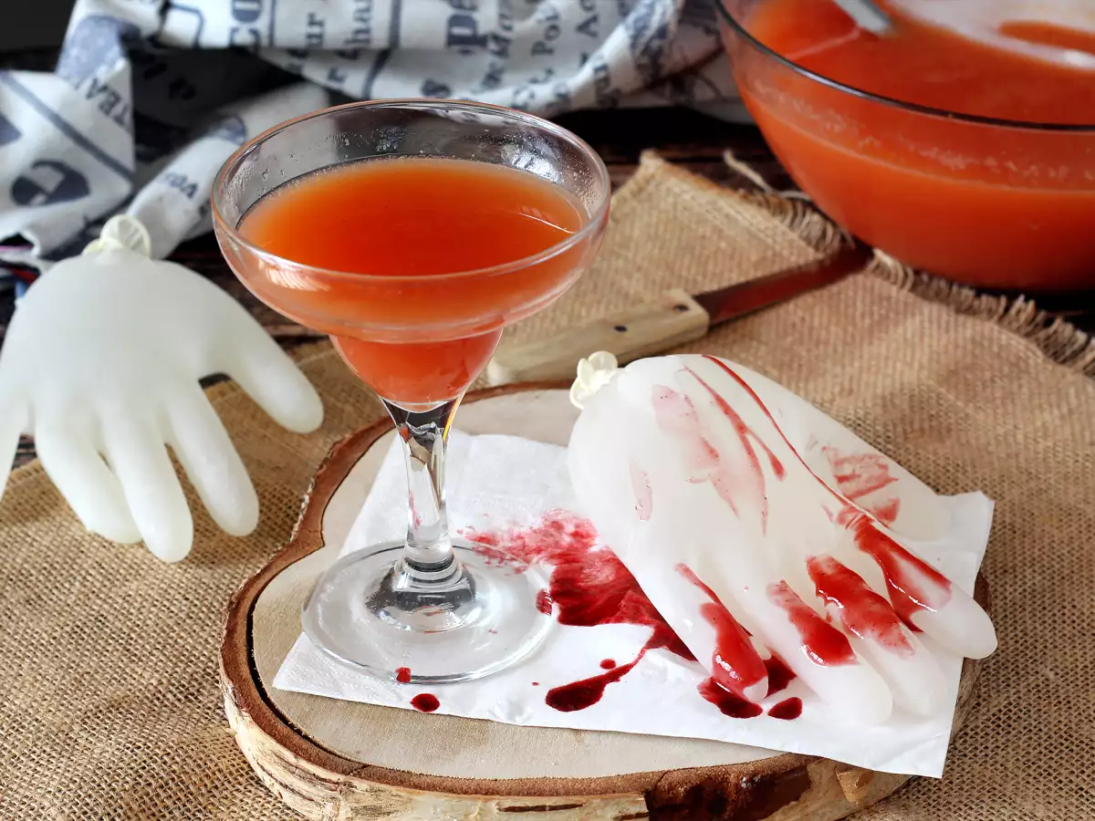 Halloween koktél kézzel formázott jégkockával - egyszerű bemutató! - fotó 4