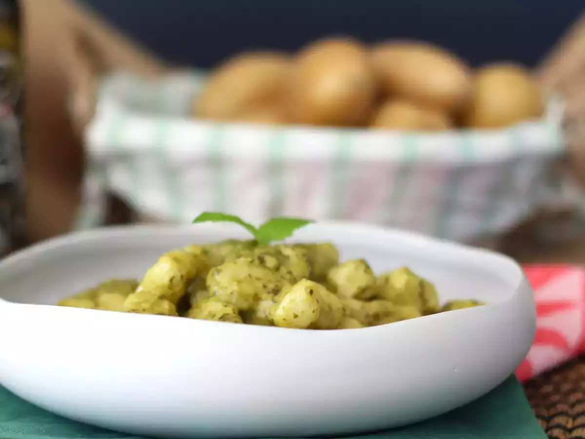 Házi burgonya gnocchi pestóval - fotó 2