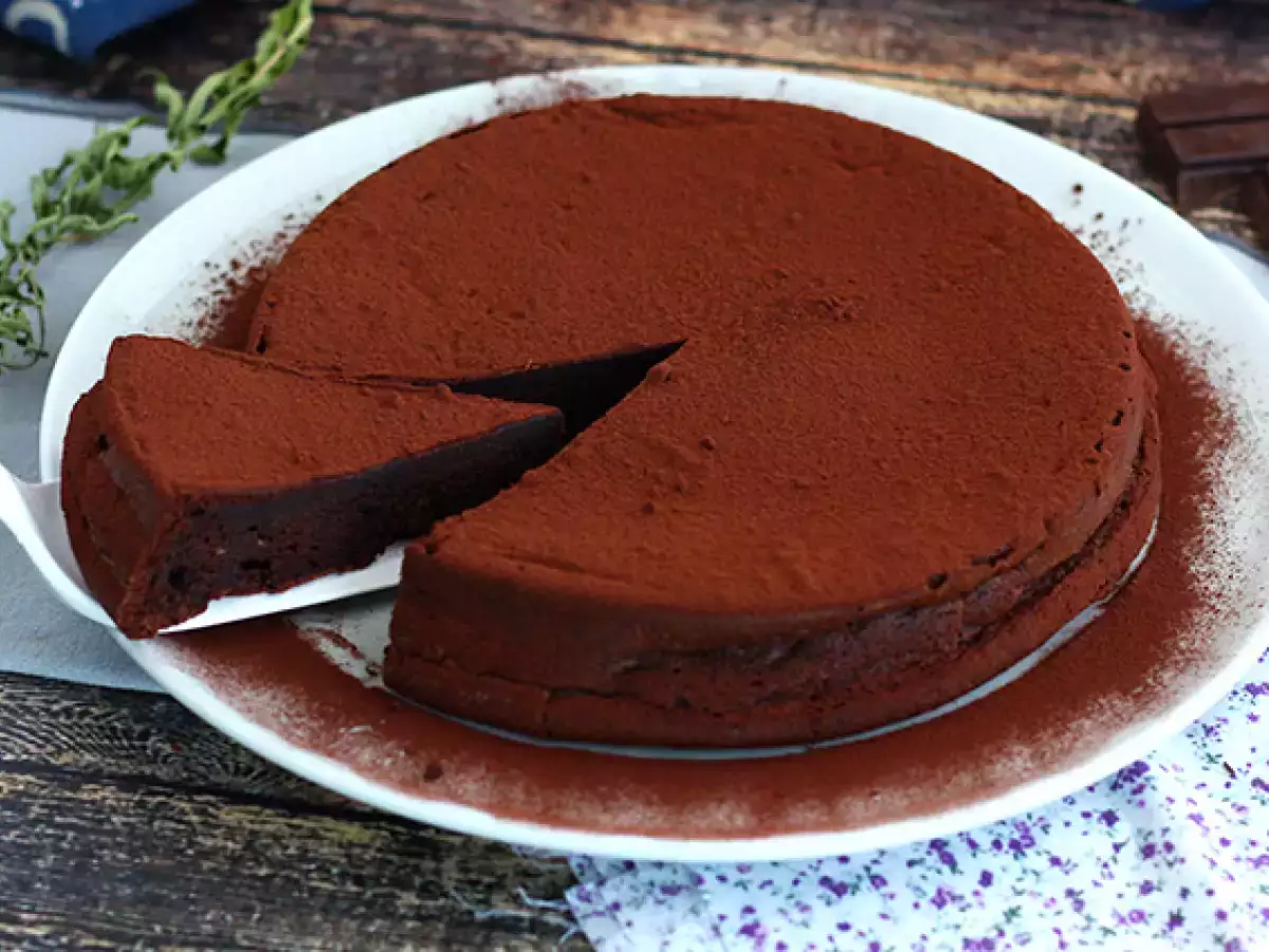 Házi csokoládé mousse torta - fotó 4