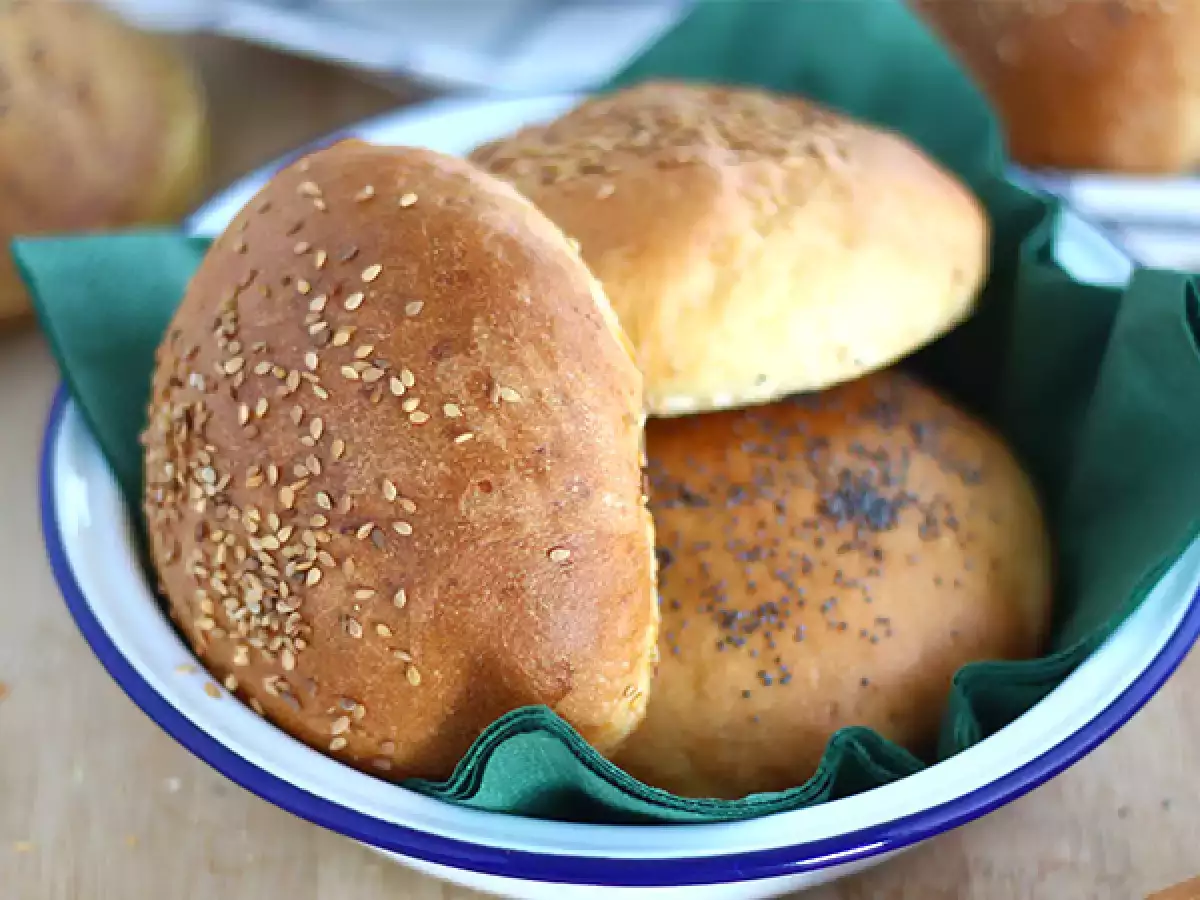 Házi készítésű hamburger zsemle - fotó 2