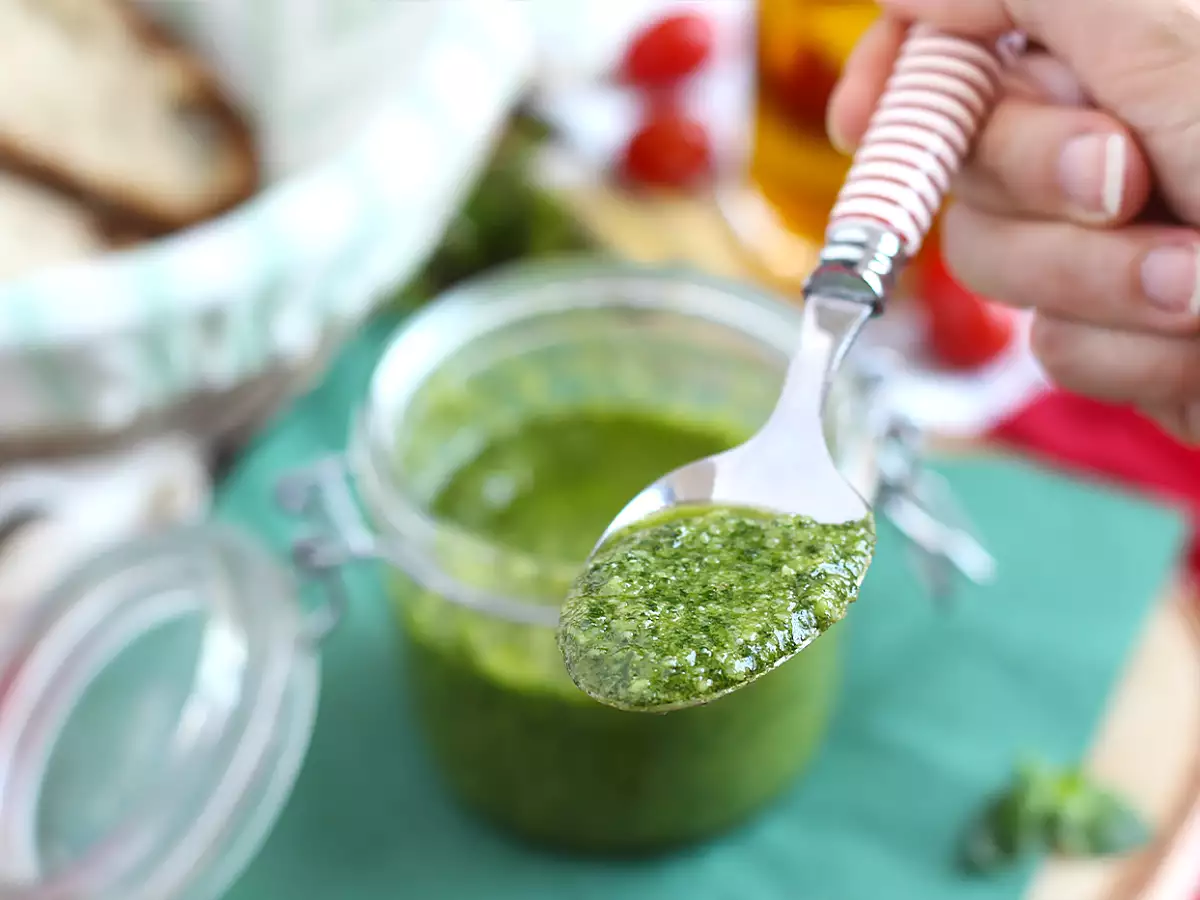 Házi zöld pesto - pesto alla genovese - fotó 3