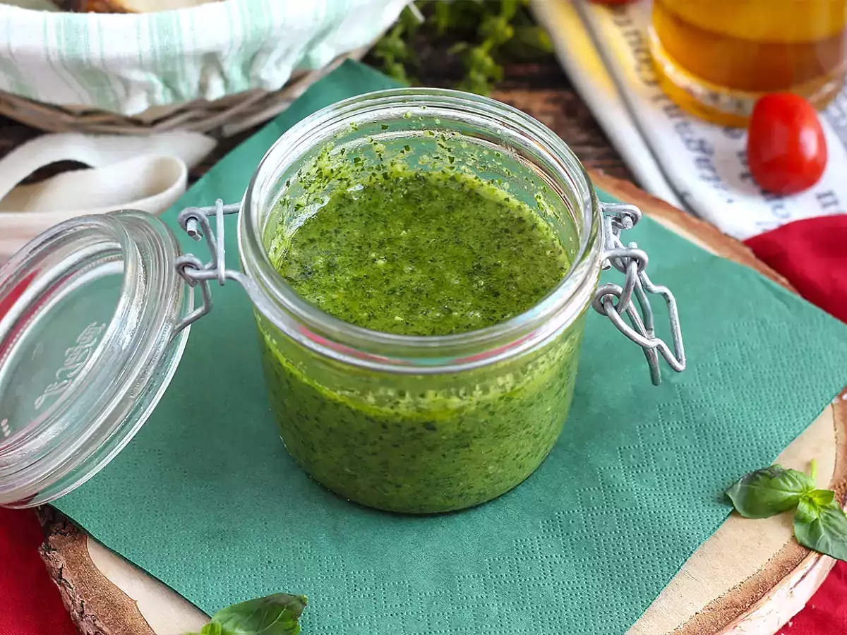 Házi zöld pesto - pesto alla genovese - fotó 5