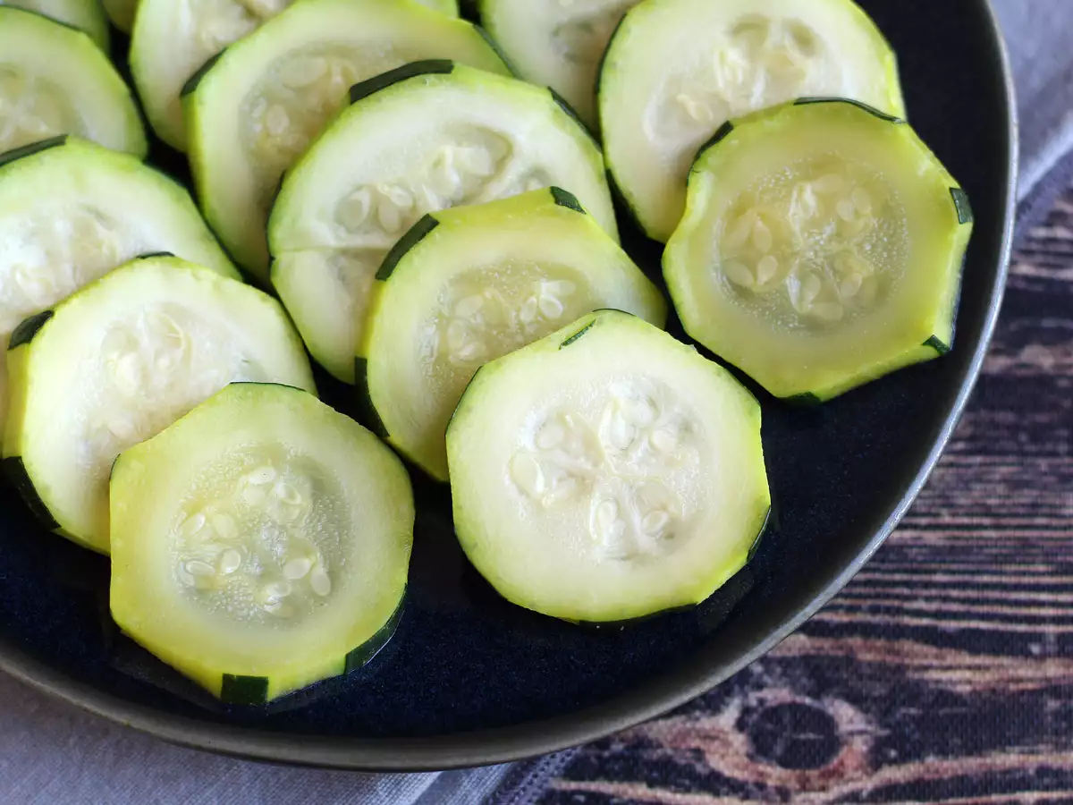 Hogyan kell a cukkinit párolni? - fotó 3