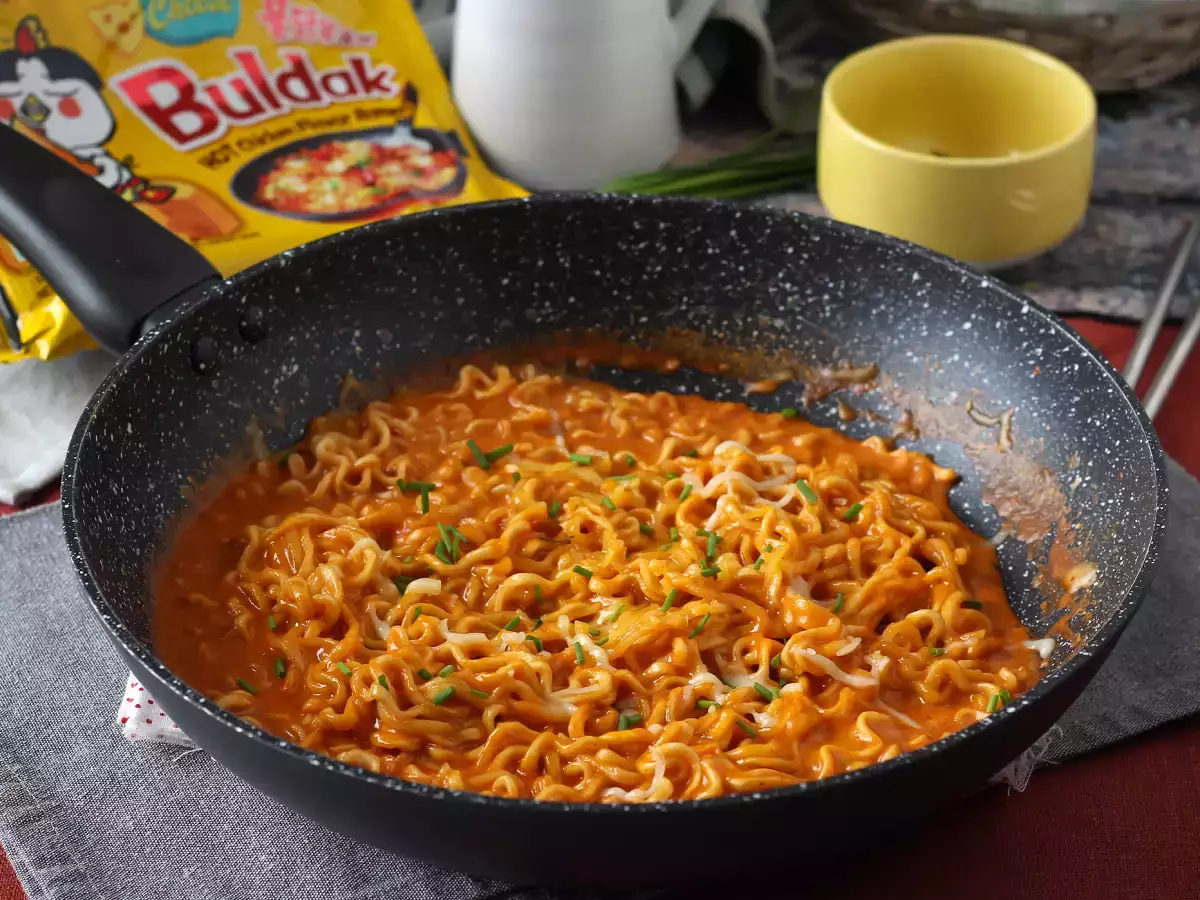 Hogyan kell főzni a Cheese Buldakot? Gyors és egyszerű recept! - fotó 5