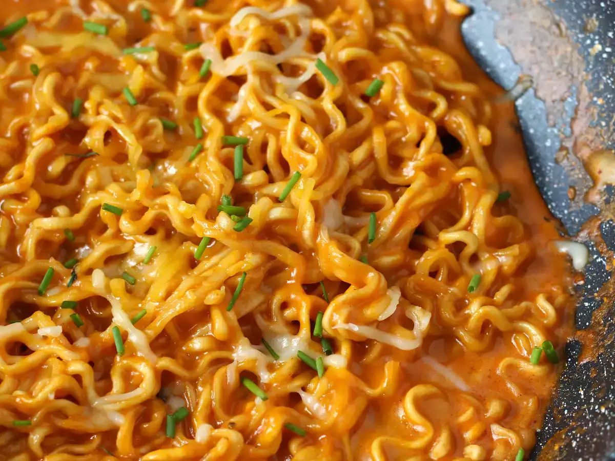 Hogyan kell főzni a Cheese Buldakot? Gyors és egyszerű recept! - fotó 6