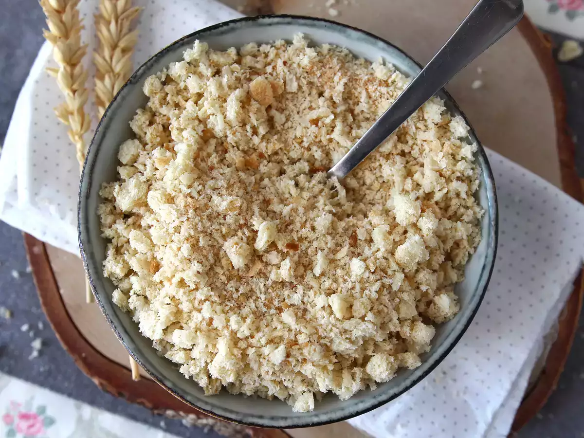 Hogyan készíthetek házi japán panko zsemlemorzsát? Egyszerű és gazdaságos recept - fotó 2