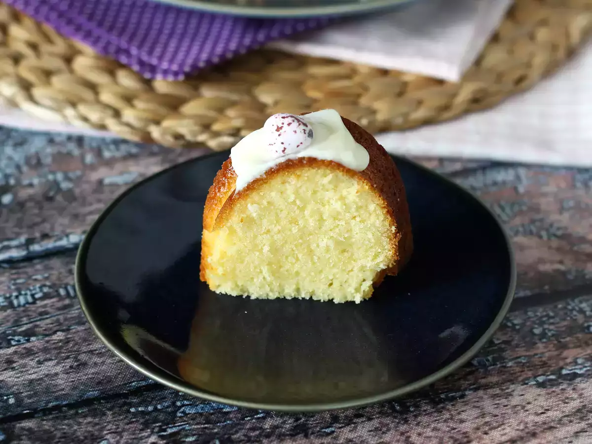 Húsvéti Bundt torta citrommal és fehér csokoládéval - fotó 7