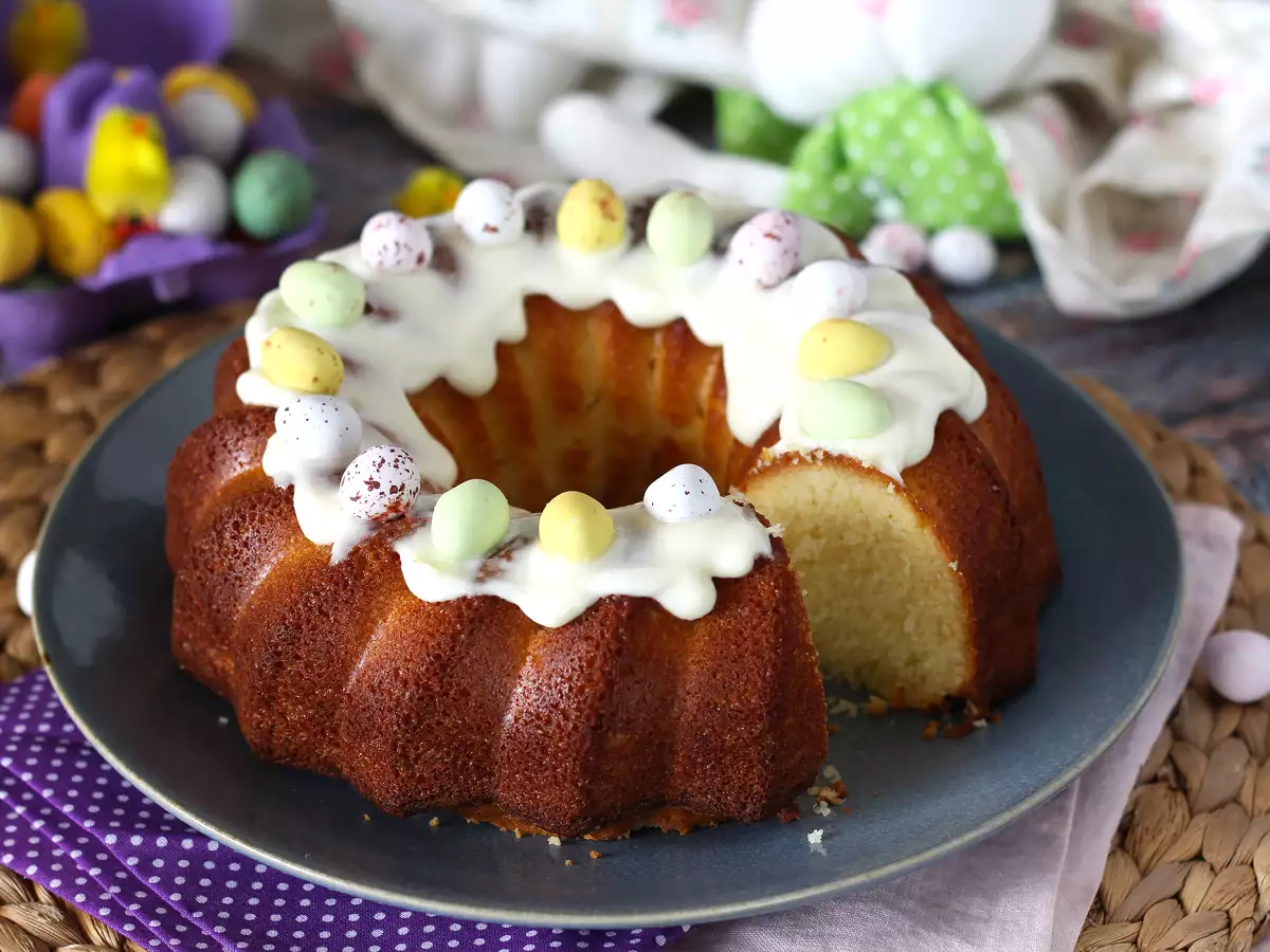 Húsvéti Bundt torta citrommal és fehér csokoládéval - fotó 8