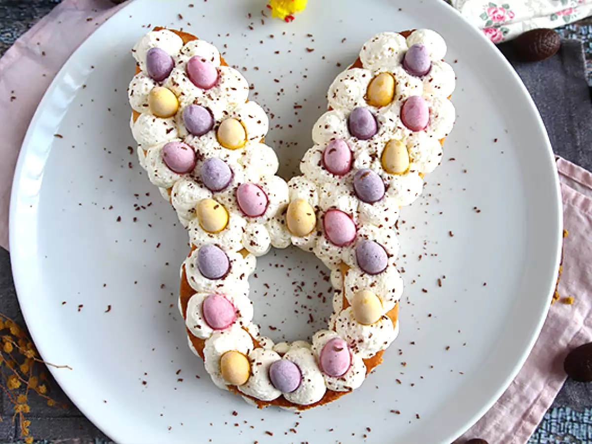 Húsvéti tojás nyuszi torta