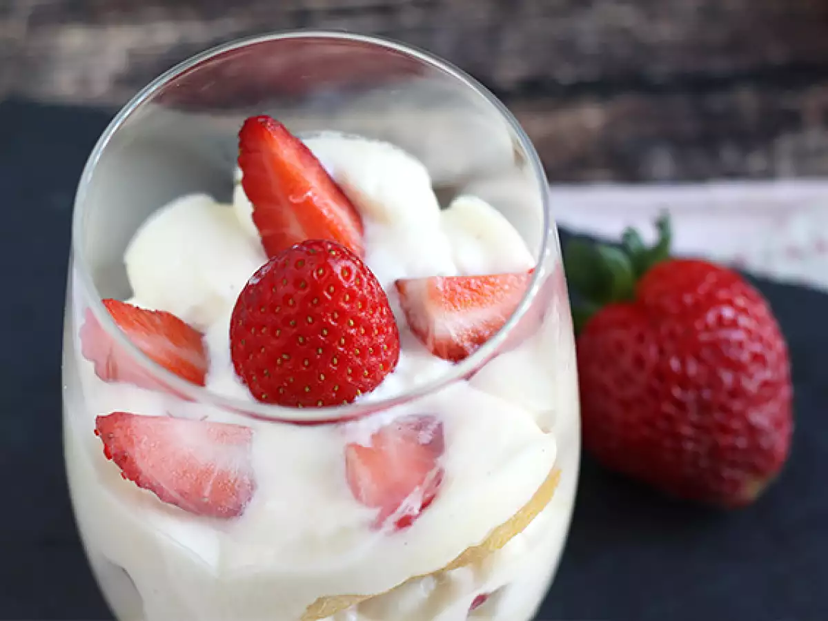 Hűtött eper tiramisu verrines - fotó 3
