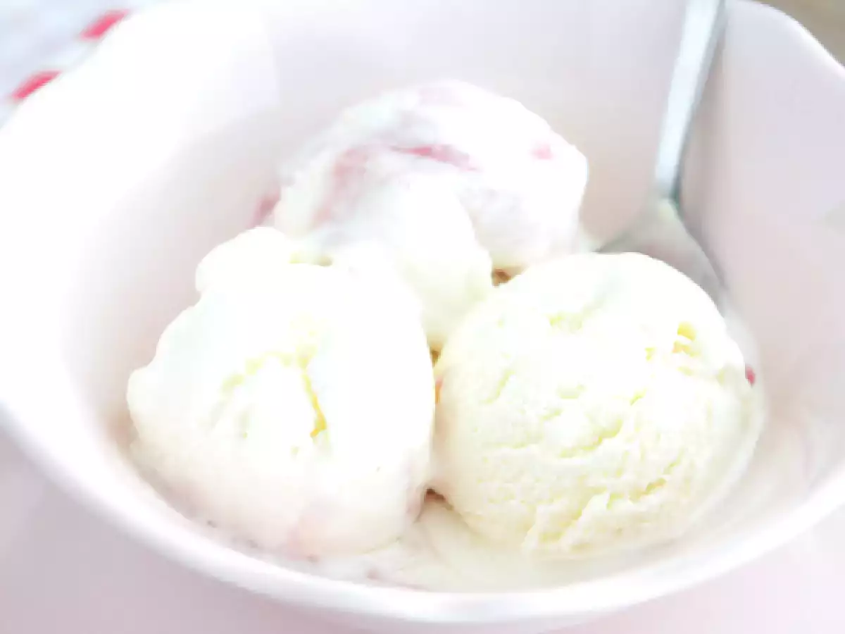 Joghurt és málna fagylalt - fotó 4