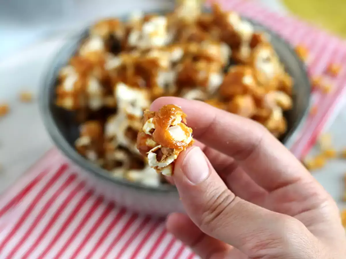 Karamellás popcorn - fotó 4